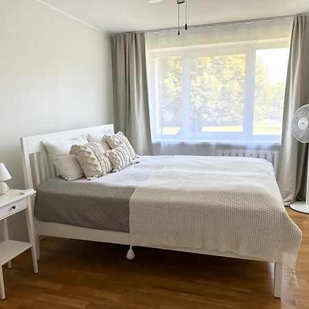 Lovely Beachfront Apartment In Paernu 외부 사진