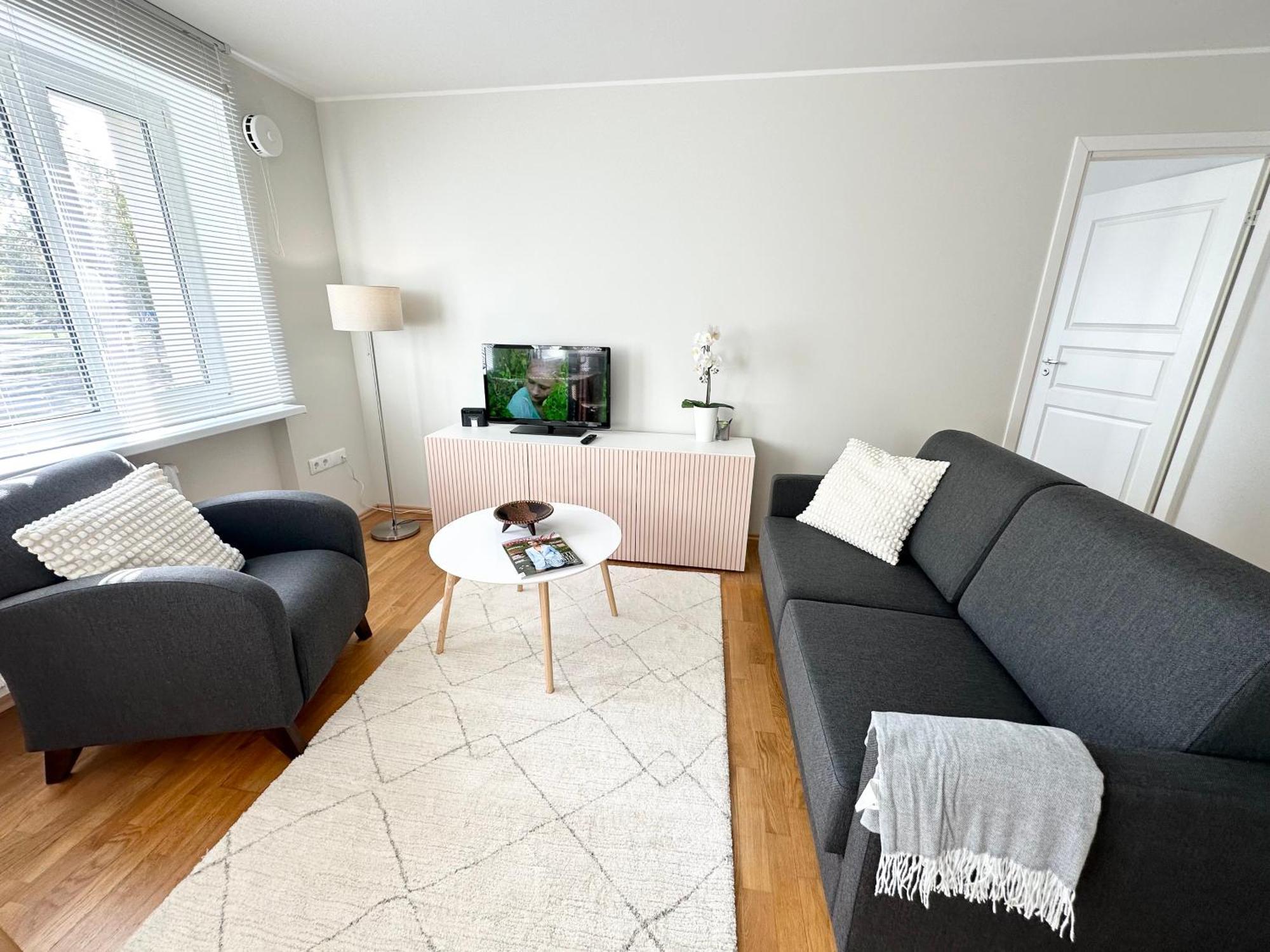 Lovely Beachfront Apartment In Paernu 외부 사진